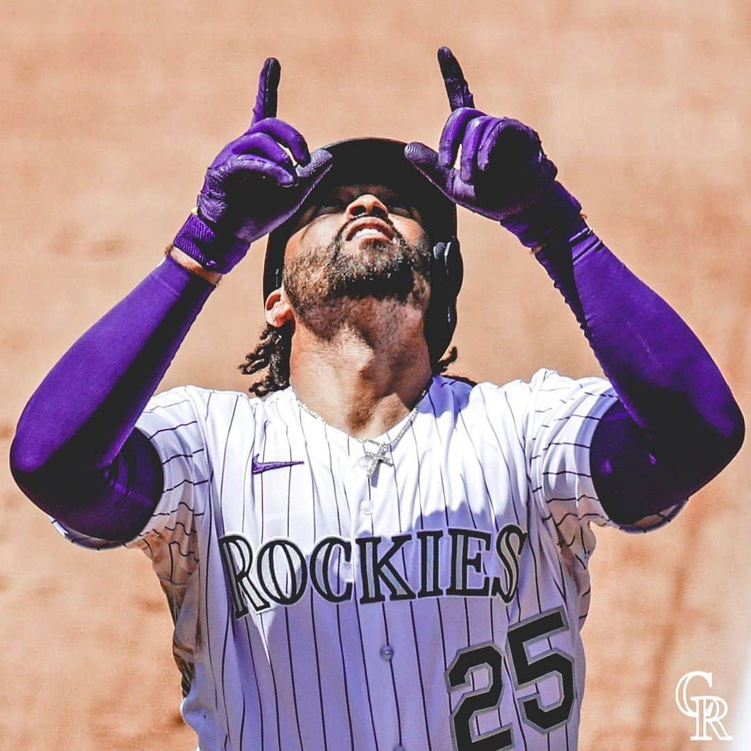 コロラド・ロッキーズさんのインスタグラム写真 - (コロラド・ロッキーズInstagram)「Third straight series win!  #RoxWin🖐」8月3日 10時03分 - rockies