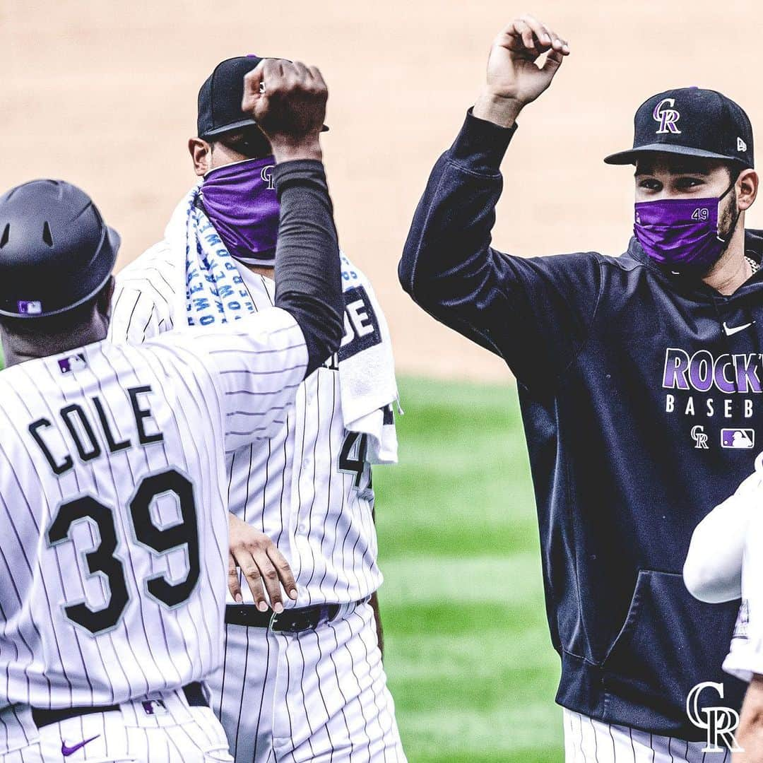 コロラド・ロッキーズさんのインスタグラム写真 - (コロラド・ロッキーズInstagram)「Third straight series win!  #RoxWin🖐」8月3日 10時03分 - rockies