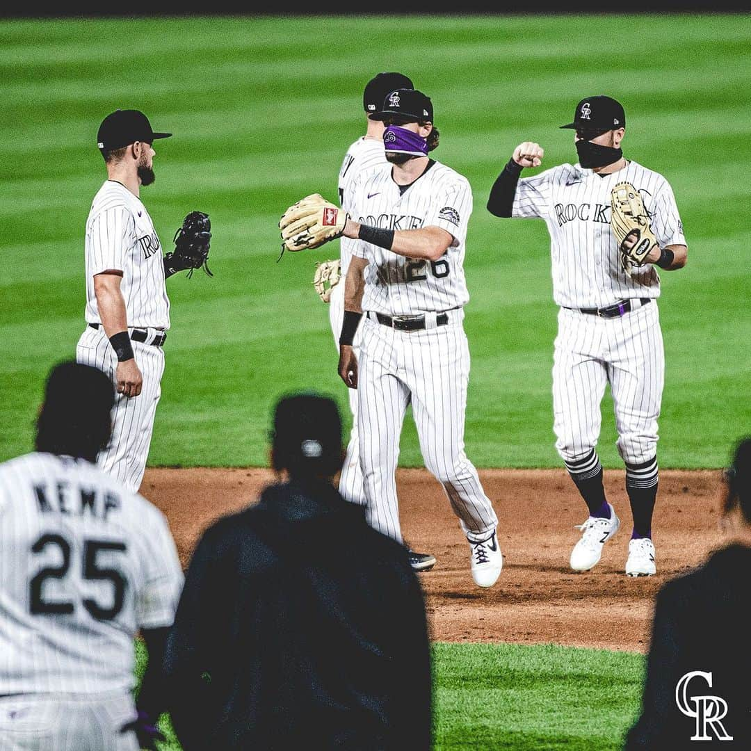 コロラド・ロッキーズさんのインスタグラム写真 - (コロラド・ロッキーズInstagram)「Third straight series win!  #RoxWin🖐」8月3日 10時03分 - rockies