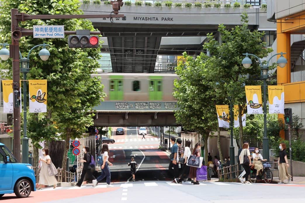 NIGOのインスタグラム：「Shibuya, Tokyo summer 2020☀️」