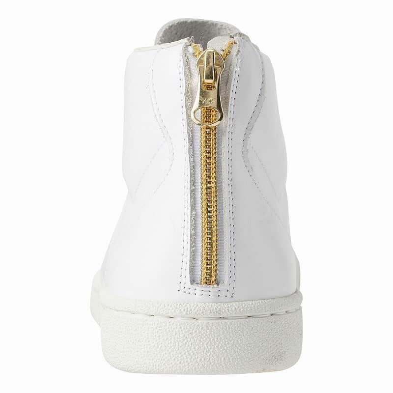 パトリックラボのインスタグラム：「𝐒𝐭.𝐙𝐈𝐏𝐏𝐄𝐑 𝐈𝐈 セントジッパー II  2017年Q2で展開した「St ZIPPER」の第2弾モデルです。アッパーにソフトなステアレザーを使用、踵に着脱がイージーなジップを採用しています。シンプルで様々なスタイルに合わせやすいハイカットモデルの提案です。  #patrick_labo #patrickshoes #sneaker #sneakers #shoes #kicks #靴 #instashoes #instakicks #sneakerhead #sneakerheads #nicekicks #sneakerfreak #kickstagram #shoestagram #patrickshoes #パトリック #パトリックスニーカー#madeinjapan #french #patrickpeople #patrick #新作情報」