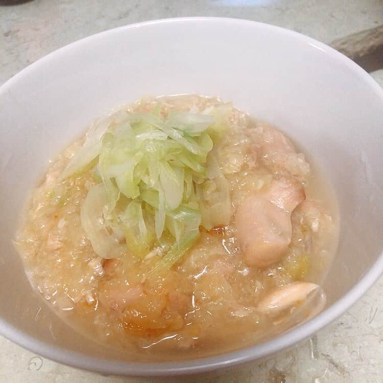 城咲仁さんのインスタグラム写真 - (城咲仁Instagram)「城咲流参鶏湯おじや😋 さて、全然寝てないけど朝からお出掛けです 🚗みんなも素敵な1日をお過ごし下さい #城咲仁  #参鶏湯 #リフレッシュ #久しぶり」8月3日 10時52分 - shirosaki_jin_official