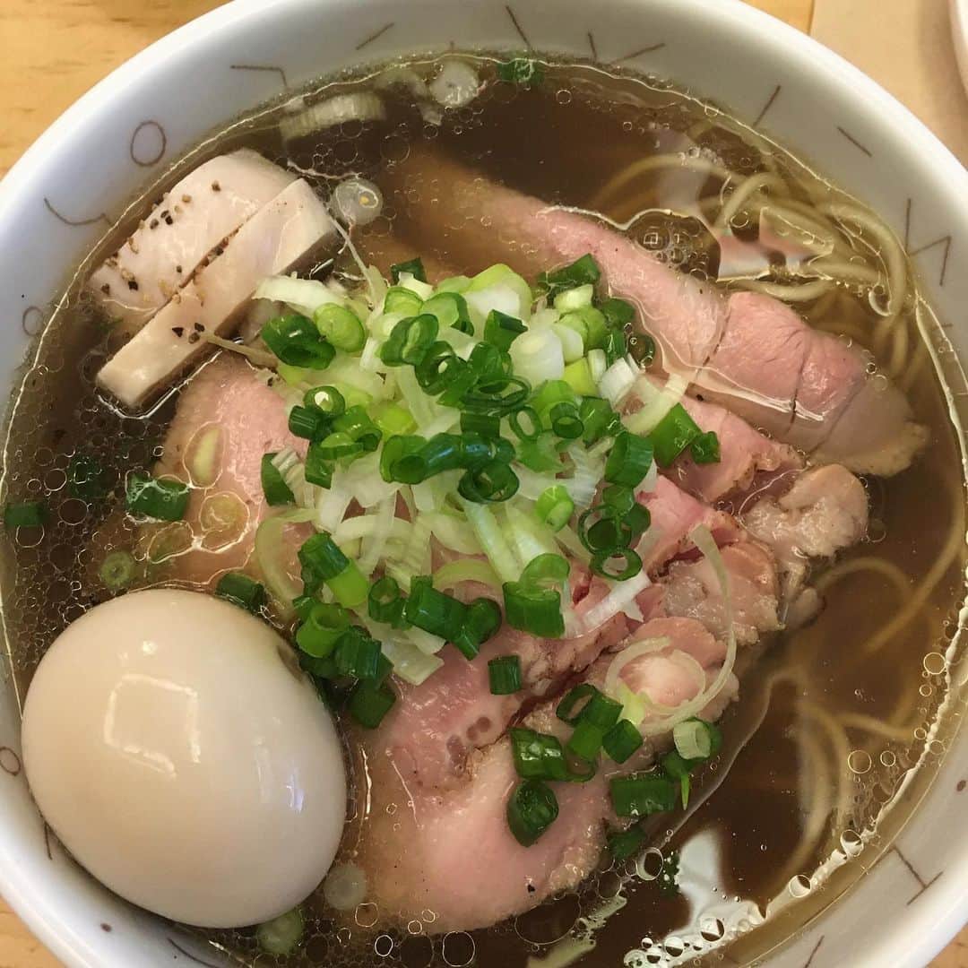 パク・ジュンミョンさんのインスタグラム写真 - (パク・ジュンミョンInstagram)「오늘 같은날 라멘이죠 너무 맛있어서 올려봐요 태그는 안할께요 요기는 너무 쪼꼼해서 위험합니다」8月3日 12時37分 - junmuynpark