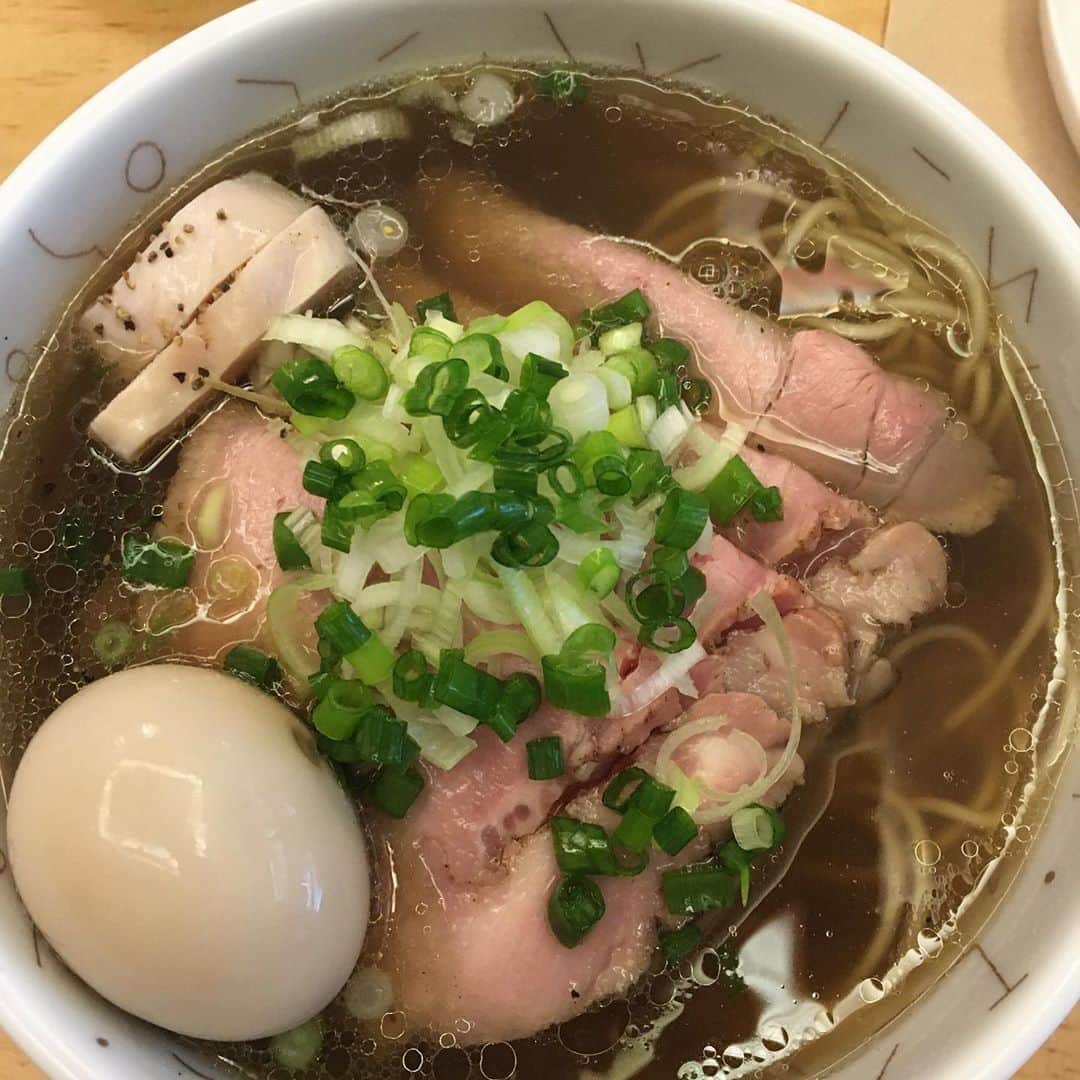 パク・ジュンミョンさんのインスタグラム写真 - (パク・ジュンミョンInstagram)「오늘 같은날 라멘이죠 너무 맛있어서 올려봐요 태그는 안할께요 요기는 너무 쪼꼼해서 위험합니다」8月3日 12時37分 - junmuynpark