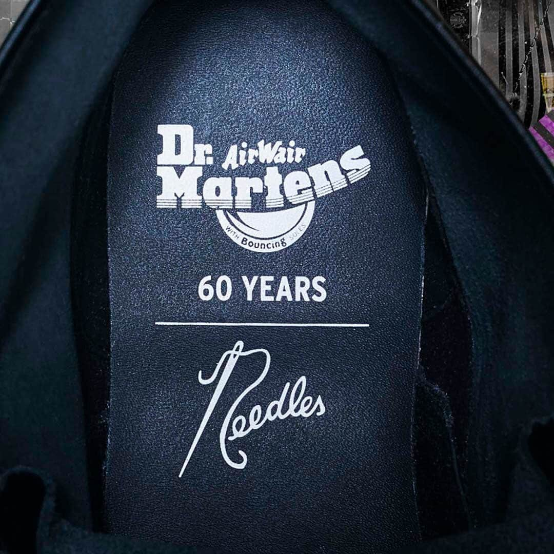 HYPEBEASTさんのインスタグラム写真 - (HYPEBEASTInstagram)「@hypebeastkicks: @drmartensofficial has now tapped @needles_tokyo_official for its ongoing 1460 Remastered project. The boot has been reworked with stripes from NEEDLES’ track pants and its “Papillon” butterfly logo at the toe, both of which come in an eye-catching purple color, contrasting against the black upper. Look for it to release via the Dr. Martens web store on August 28.⁠⠀ Photo: Dr. Martens」8月3日 18時16分 - hypebeast