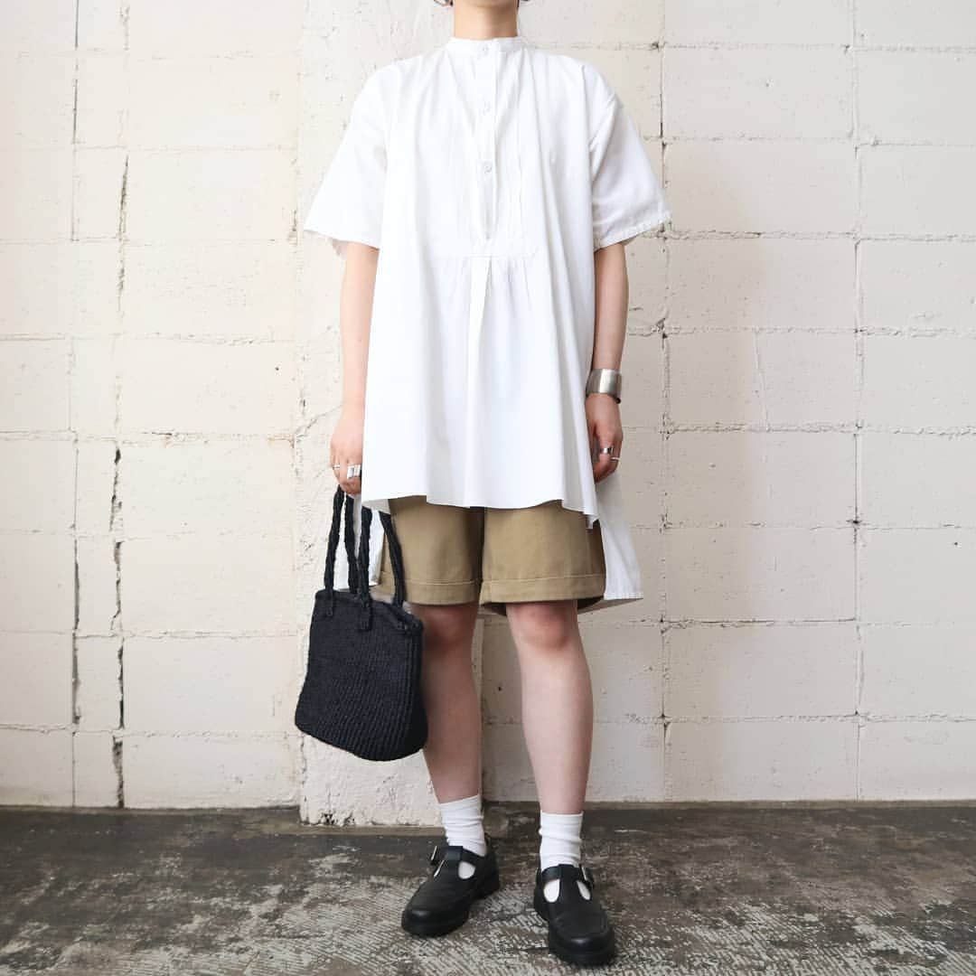 吉祥寺 古着屋 Orfeoのインスタグラム：「. 2020/8/3  #orfeo #kichijoji #tokyo #vintage #used #fashion #coordinate #outfit  お問い合わせはインスタグラムのプロフィール掲載のメールアドレスにお願いいたします。コメント、DMでのお問い合わせは受け付けておりませんのでご了承ください。 新型コロナウィルス感染拡大防止策を徹底した上で営業をしております。マスクの着用、入店時にアルコールでの消毒をお願いいたします。」