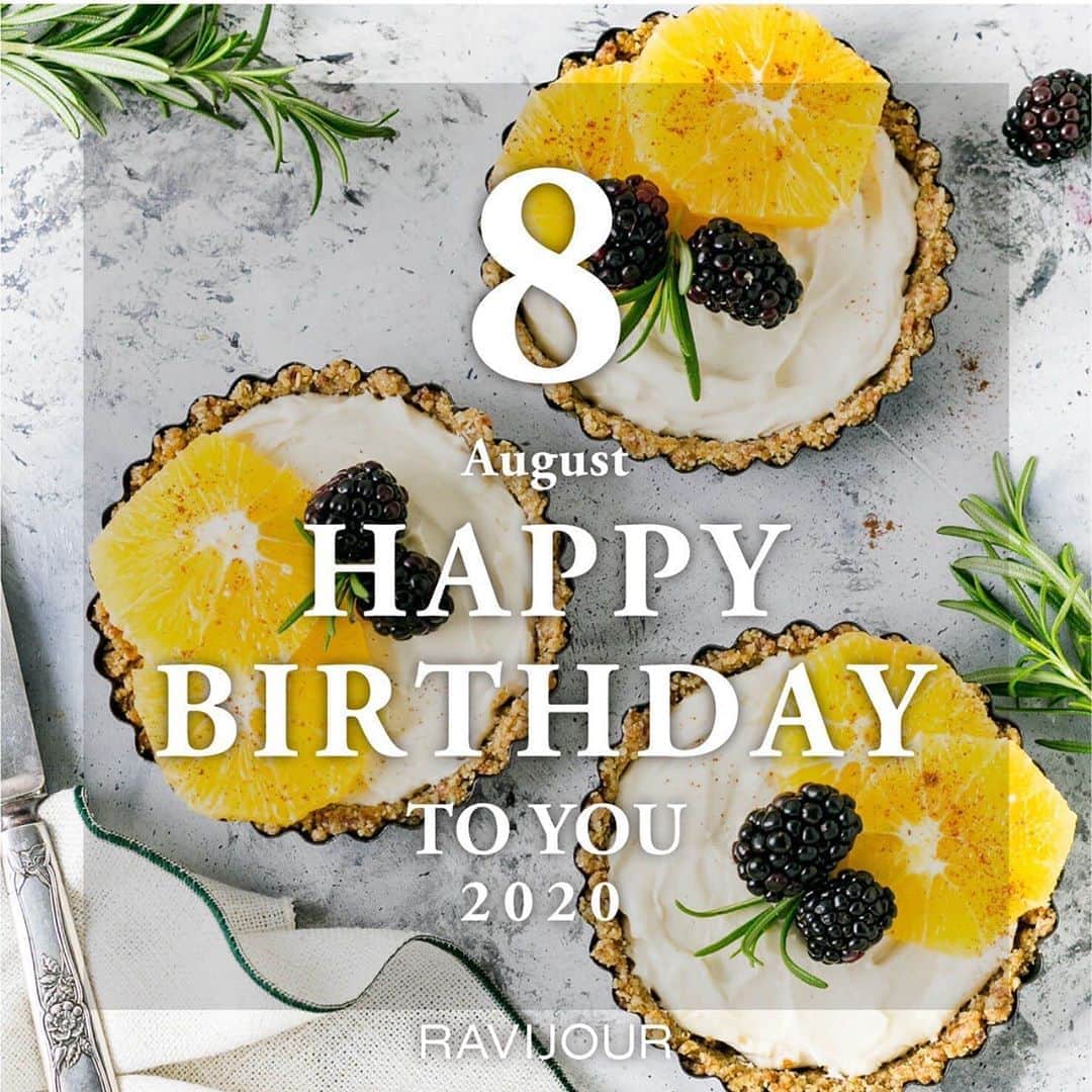 Ravijour福岡PARCO店のインスタグラム：「🎐🕊🤍 ・ 《8月お誕生日の方限定》 ・ こちらの画像と生年月日の確認が出来るものをご提供下さい🔑 ・ ブラセットorルームウェアをご購入時にお会計から¥1,000OFFさせて頂きます🎟 ・ ⚠︎有効期限は8/31まで🐇🌿 ・ ・ ・ #RAVIJOUR #birthday  #ラヴィジュール  #福岡PARCO」