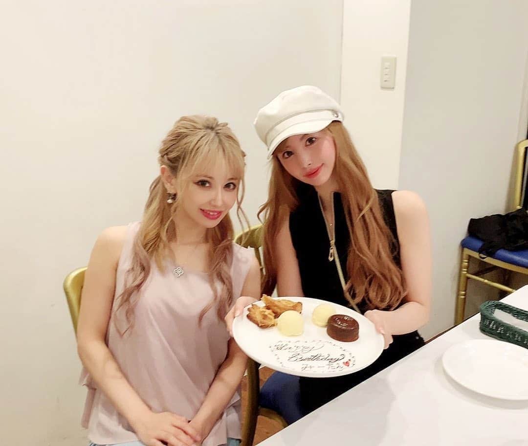 愛川みれいのグルメインスタ