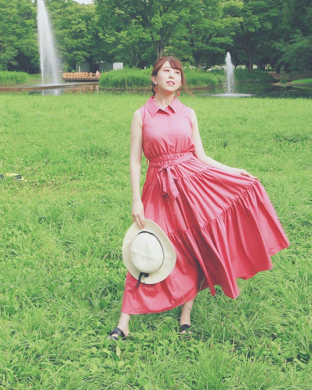 井上麗夢のインスタグラム：「🌻﻿ ﻿ 8/10(月)22:00〜23:00﻿ ﻿ 【安達健太郎×役者トークライブ in zoom】﻿ ﻿ 一緒に呑みながらzoomでトークライブ！﻿ みんなも一緒にのみましょや〜！﻿ ﻿ 青木一馬(TOKYO流星群)﻿ 井上麗夢﻿ 久保沙由李﻿ 安達健太郎﻿ ﻿ 🎫リモチケ販売中！﻿ contestage.base.shop﻿ ※購入時、商品説明欄をよくご確認ください。﻿ ﻿ #安達トーク﻿ ﻿ #ポートレート﻿ #被写体﻿ #井上麗夢」