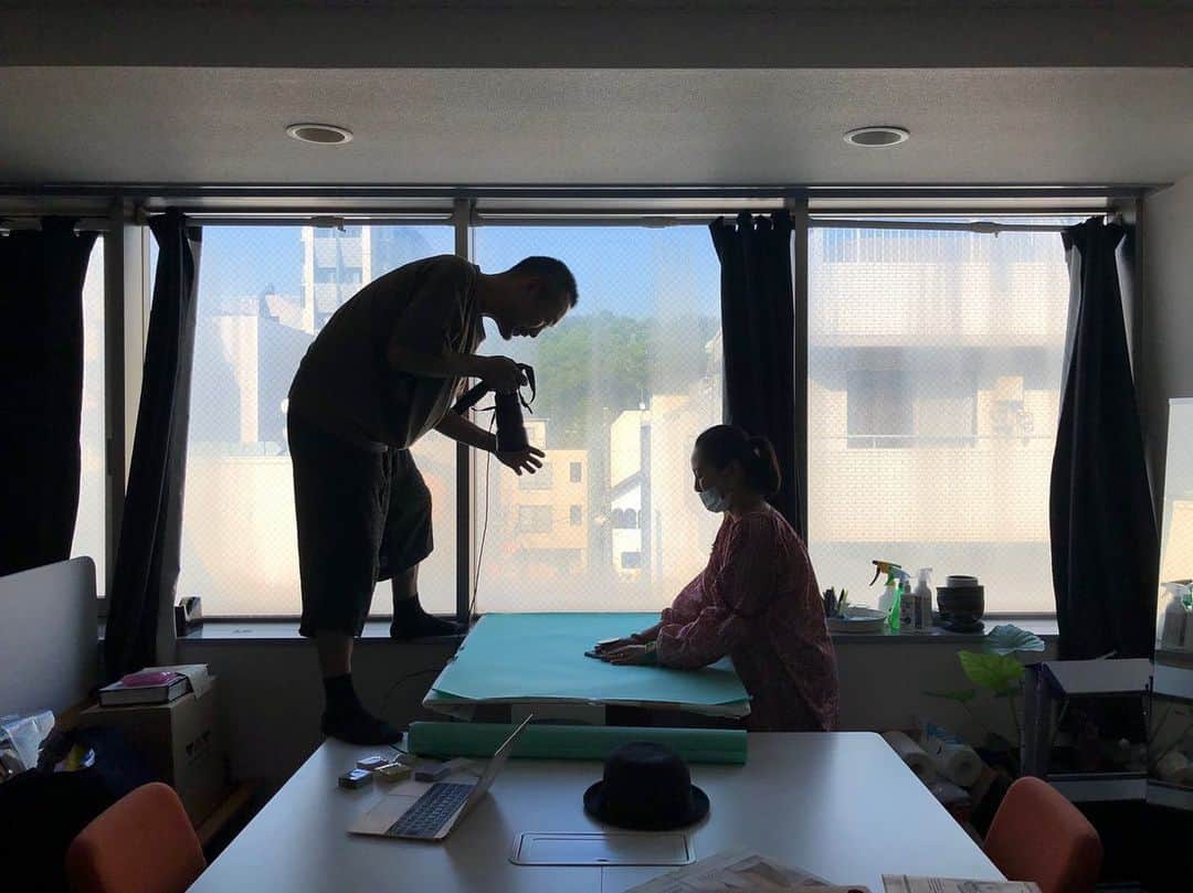 のインスタグラム：「本日の職場。#ネイル撮影　#自然光　#奥渋撮影　#ネイルサロン行った記録」