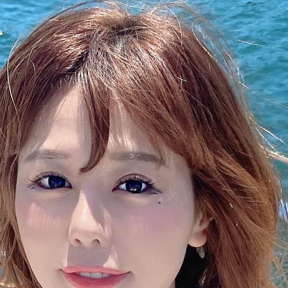 のインスタグラム：「🏖🐠☀️ . 顔面アップ過ぎる。」