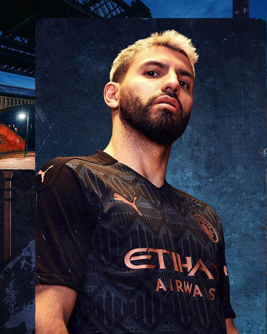 PUMA Footballさんのインスタグラム写真 - (PUMA FootballInstagram)「Next stop: Castlefield 📍  The new 20/21 @mancity Away Kit is here. TAP to shop.」8月3日 16時01分 - pumafootball