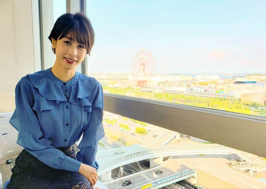 フジテレビ「プライムニュース イブニング」さんのインスタグラム写真 - (フジテレビ「プライムニュース イブニング」Instagram)「﻿ Live News it!（ #イット ）は⠀﻿ 16時50分スタートです！⠀﻿ ⠀﻿ ●首都で #緊急事態 は？ #時短営業 も再び﻿ ●コロナ禍の #受験生 「 #勝負の夏 」﻿ ● #杏 と #東出昌大 がついに離婚を発表﻿ ●変わる #夏の風物詩 ！ #サプライズ花火 に感激﻿ ﻿ お台場は晴れて青空がきれいです﻿ ﻿ 東京都心は #3日連続 で #真夏日となりました⠀﻿ ⠀﻿ #イット⠀﻿ #加藤綾子 @ayako_kato.official⠀﻿ #風間晋⠀﻿ #木村拓也 @takuya.kimura0801⠀﻿ ⠀﻿ #吉田潮⠀﻿ ⠀﻿ #ガチャピン⠀﻿ #三井良浩⠀﻿ ⠀﻿ #荘口彰久⠀﻿ #新美有加⠀﻿ #海老原優香 @ebioffi⠀﻿ #安宅晃樹⠀﻿ ⠀﻿ #フジテレビ⠀﻿ #アナウンサー﻿ ﻿ 公式HP：https://www.fujitv.co.jp/livenews_it/⠀﻿ FNNプライムオンライン：https://www.fnn.jp/」8月3日 16時25分 - livenews_it