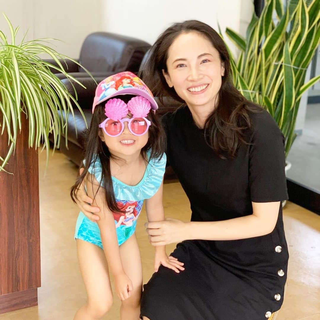 のインスタグラム：「今年の夏休みはおうちプールが日課になりそうな予感👍🌞🌞🌞🌞💖  #おうちプールを楽しもう #👙」
