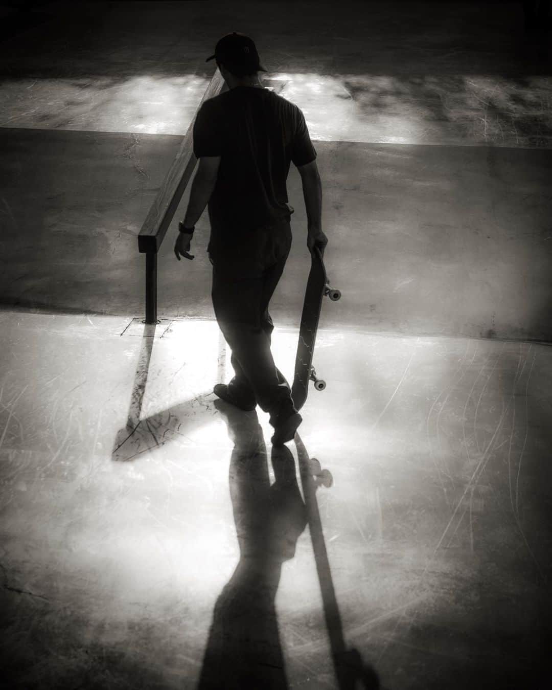 のインスタグラム：「I Love This Artwork 🥰 Photo by @shigeophoto  #SkateboardingIsFun」