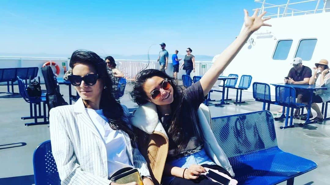 加賀美セイラのインスタグラム：「#tbt❤️ #Vancouver #HugeBoat #デカイ船　#CantWaitToGoBack #⛴⛴⛴ #Canada🇨🇦」