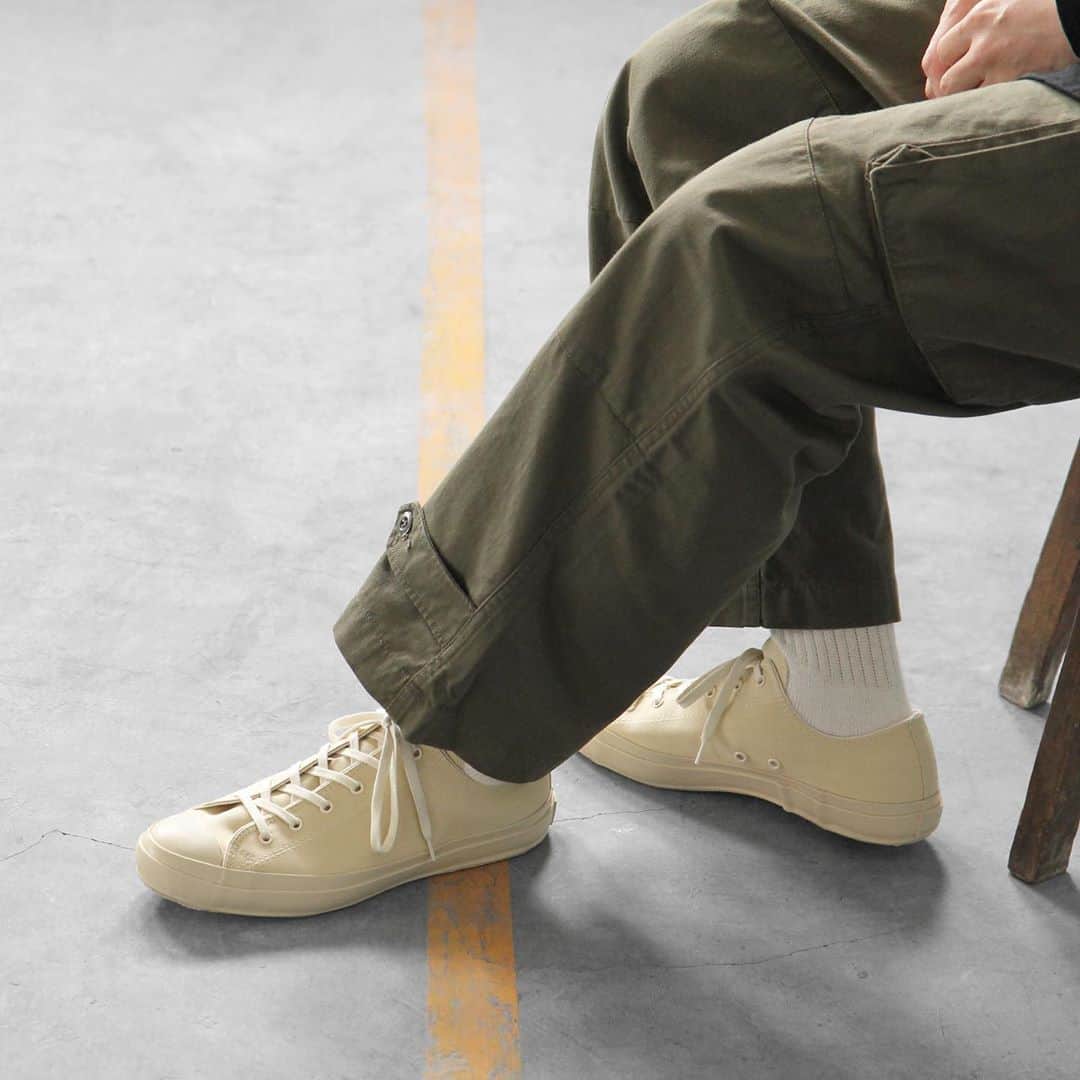 MOONSTARのインスタグラム：「LOWBASKET / LIGHTYELLOW  #moonstarshoes  #finevulcanized  #lowbasket  #madeinkurume」