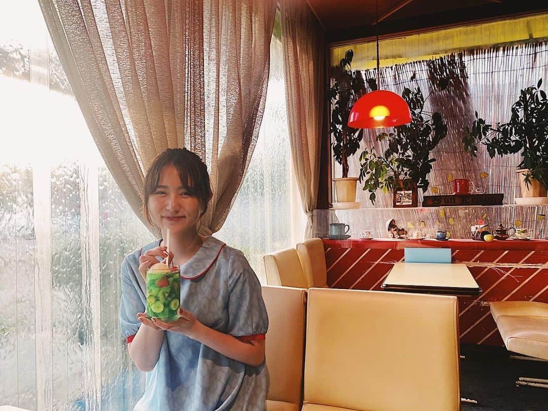 まつきりなさんのインスタグラム写真 - (まつきりなInstagram)「クリームソーダ可愛くて美味しかった、岡山の昔ながらの喫茶店🍹 #児島 #岡山観光 #まつきの勝手に岡山PR」8月3日 20時17分 - matsuki_rina