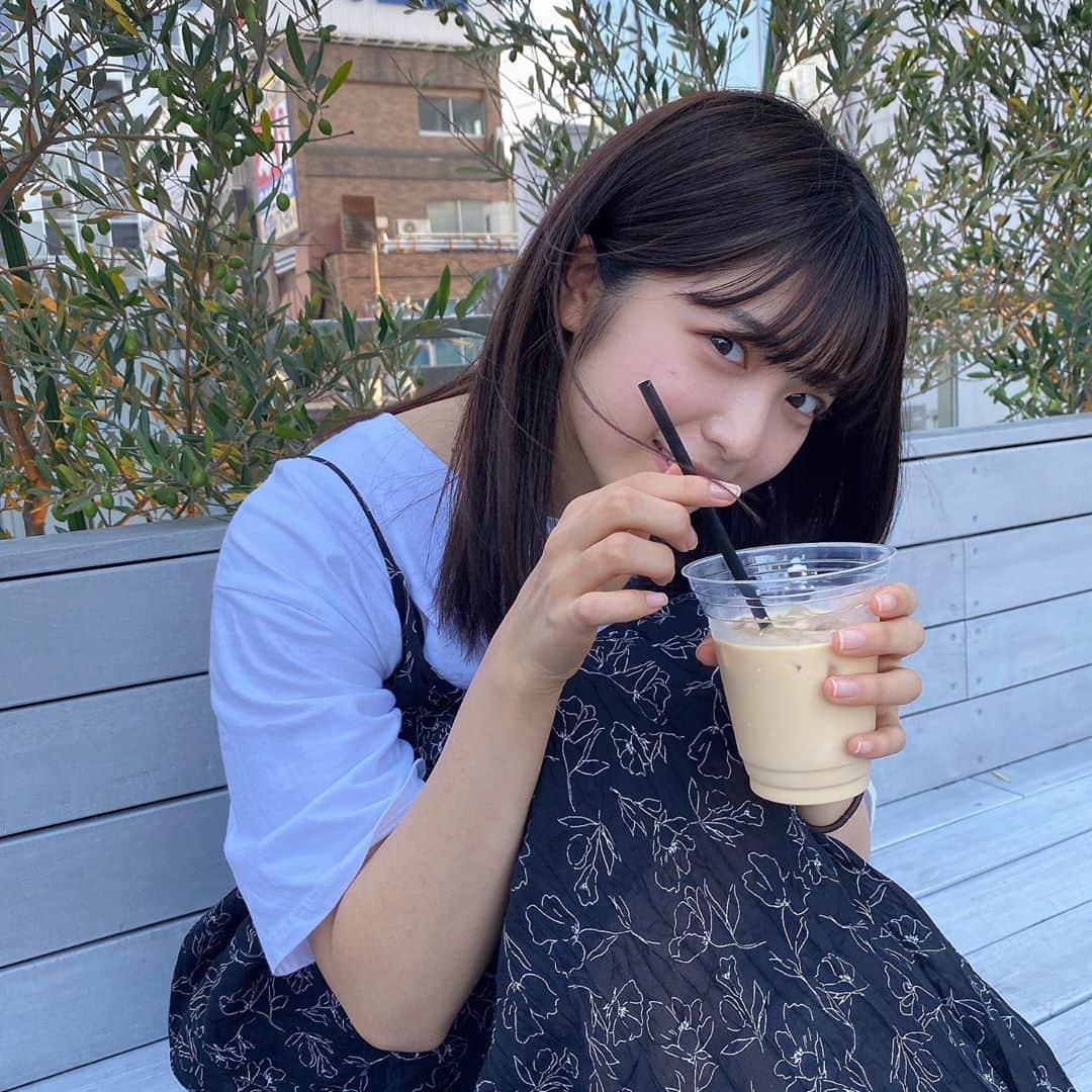 吉田莉桜さんのインスタグラム写真 - (吉田莉桜Instagram)「初めてのカフェ巡り🥰 #カフェ #カフェ巡り #初カフェデビュー」8月3日 20時30分 - yoshida_rio_official