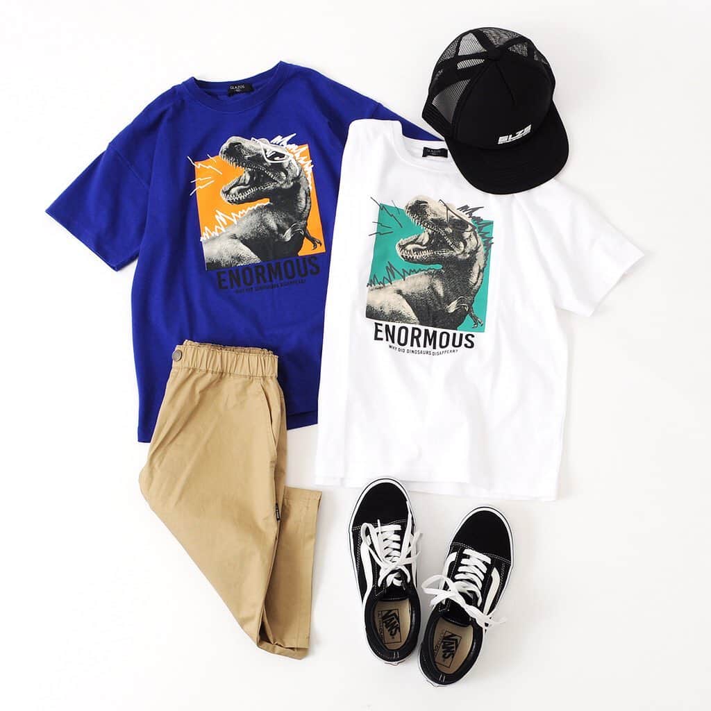 GLAZOSのインスタグラム：「. #new items GLAZOS新作入荷しております◎ . いよいよ夏休み♩ . あまり遠方へ旅行、帰省とはいかない今年の夏ですが… . おうち時間をリラックスして楽しめる 新作トップス、ハーフパンツはもちろん . エコバッグやキャップなども入荷しております★ . ぜひサイトの方チェックしてみてください～ . . . #glazos #kidsootd #kidsfashion #kidscoordinate #kidsfashion #kids #mensfashion #mensstyle #boy #おそろいコーデ #兄弟 #小学生コーデ #小学生男子 #おでかけコーデ #中学生男子 #小5 #小6 #キッズファッション #男の子ママ #男子 #小学生 #新作 #夏休み #vacation #wear」