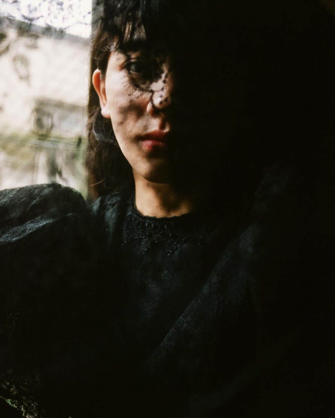 のインスタグラム：「Shizuru @shzr_me for @daughter_by_sokkyou」