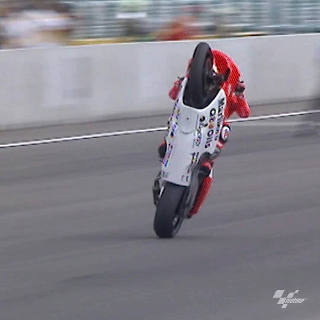 のインスタグラム：「Did someone say Brno was up next? 🙌 This calls for another look at @maxbiaggiofficial's wheelie to end all wheelies!!! 😎 #CzechGP! 🇨🇿 #MotoGP #Motorsport #Motorcycle #Racing」