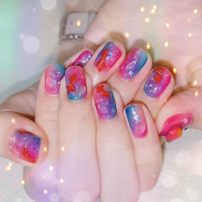 なかやまちえこさんのインスタグラム写真 - (なかやまちえこInstagram)「Goldfish🎐⠀ ⠀ ベースカラーはPREGEL MUSEのクリアカラー。 #nail #nails #nailart #ネイル #美甲 #ネイルアート  #japanesenailart #manucure #japanesenails #manicurist #gelnails #أظافر #네일아트 #미용 #vẽmóng #ngườiđẹp  #เพ้นท์เล็บ #искусствоногтя #artedeuñas #เพ้นท์เล็บเจล #ジェルネイルデザイン #ネイルデザイン #senikuku #nagelkunst #金魚ネイル #goldfish #goldfishnails #可恩 ちゃん⠀ 施術は @aby_sharenail にて。」8月3日 21時01分 - chiekonakayama