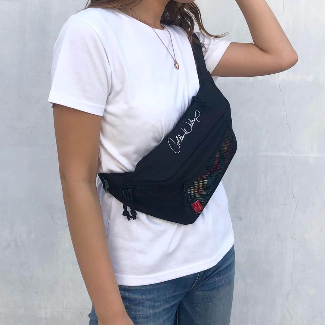 ラレイアのインスタグラム：「🌴 残りわずかとなりました🙏💦 ・ こちらのウエストバッグは完売次第再販未定とはります🙇‍♀️ ・ ユニセックスでも使えるおすすめNO.1item😍🧡 ・ 今ならお買い物マラソンも開催中なのでぜひご利用ください✨ ・ ・ ・ ---La Leia Precious Life(ラレイア)--- @laleia_official ・ 楽天市場店 https://www.rakuten.co.jp/laleia-p-life/ ・ au wowma店 https://wowma.jp/user/52666346 ・ Yahooショッピング店 https://shopping.geocities.jp/laleia-p-life/ ・ ・ @laleia_official  @colleenwilcoxgallery_jp  #colleenwilcox#art#hawaii#aloha#surf#beach#laleia#ハワイ#フォトジェニック#インスタ映え#インスタ女子#アロハ#ビーチ#海を感じる雑貨#ラレイア#アート#ビーチガール#サーフスタイル#大人カジュアル#バッグ #コリーンウィルコックス#ギフト#プレゼント#ウエストポーチ」