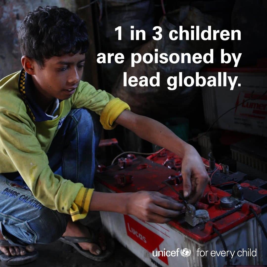 unicefさんのインスタグラム写真 - (unicefInstagram)「1 in 3 children are poisoned by lead globally. Nearly half live in South Asia. ⠀ Often unwittingly and with life-altering consequences, children are growing up in harm's way, inhaling dust and fumes from unregulated used lead-acid battery recycling operations and open-air smelters, eating food contaminated by lead-glazed pottery and lead-infused spices, living in homes with peeling lead paint, playing with lead-paint decorated toys, drinking lead contaminated water and even working in lead-laced electronic waste dumps. The list goes on. ⠀ ⠀ Childhood lead exposure can lead to lower IQ levels, behavioural issues and increased risk of kidney damage and cardiovascular diseases in later life.⠀ ⠀ UNICEF and @pureearthnow are calling for urgent action including stronger environmental, health and safety legislation, and investment in health services to monitor, test and treat children’s exposure to lead.」8月3日 22時15分 - unicef