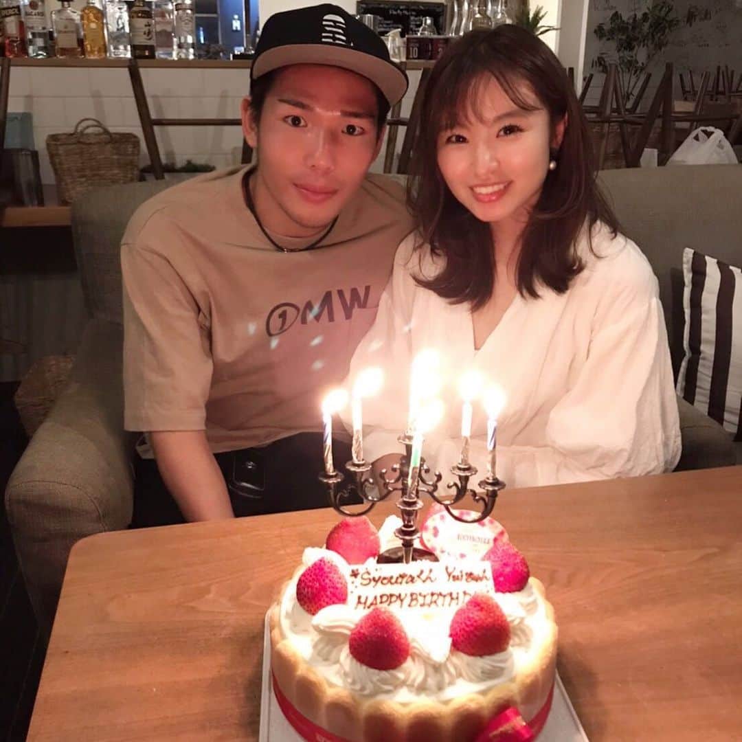 榊翔太のインスタグラム：「27歳のお誕生日でした🎂 皆さんお祝いのメッセージありがとうございました❗️  これから連戦が続きますが、頑張ります❗️応援よろしくお願いします⚽️🔥  #榊翔太  #栃木sc」