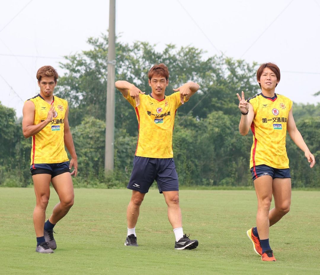 ギラヴァンツ北九州さんのインスタグラム写真 - (ギラヴァンツ北九州Instagram)「. Recovery👐 松本からの長距離移動でしたが、3連戦3連勝を果たし、笑顔もいっぱいの新門司でした😄 . #ギラヴァンツ北九州 #ギラヴァンツ #北九州」8月3日 23時01分 - giravanz_kitakyushu