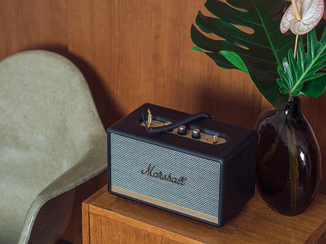 Nanaのインスタグラム：「marshall speaker」