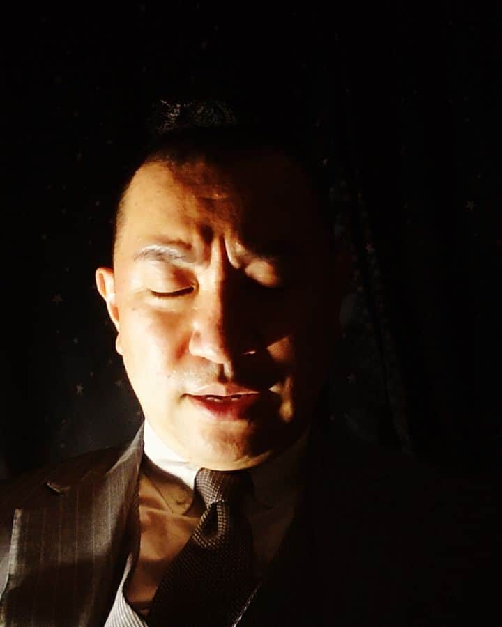 のインスタグラム：「伊佐山部長が「香水」歌ってみた♪   #伊佐山部長 #半沢直樹」