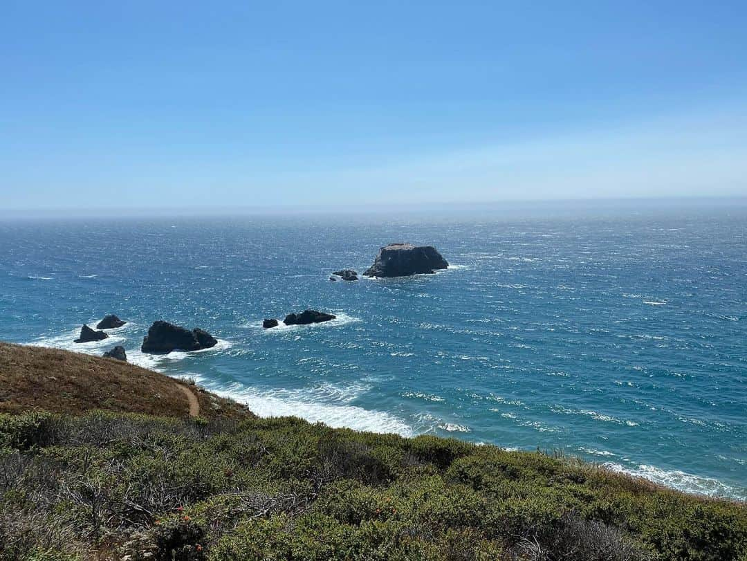 ジョシュ・ギャッドさんのインスタグラム写真 - (ジョシュ・ギャッドInstagram)「Hit the #SonomaCoastline and it was breathtaking. Scroll through.」8月4日 0時09分 - joshgad