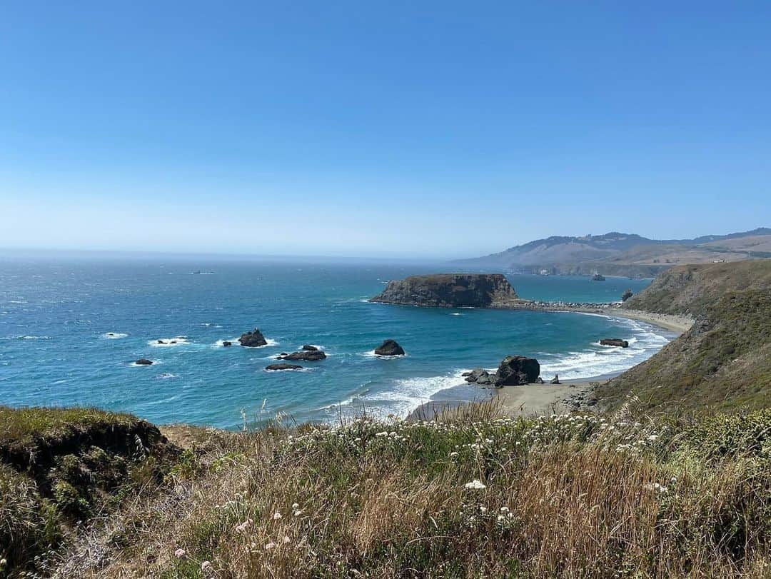 ジョシュ・ギャッドさんのインスタグラム写真 - (ジョシュ・ギャッドInstagram)「Hit the #SonomaCoastline and it was breathtaking. Scroll through.」8月4日 0時09分 - joshgad