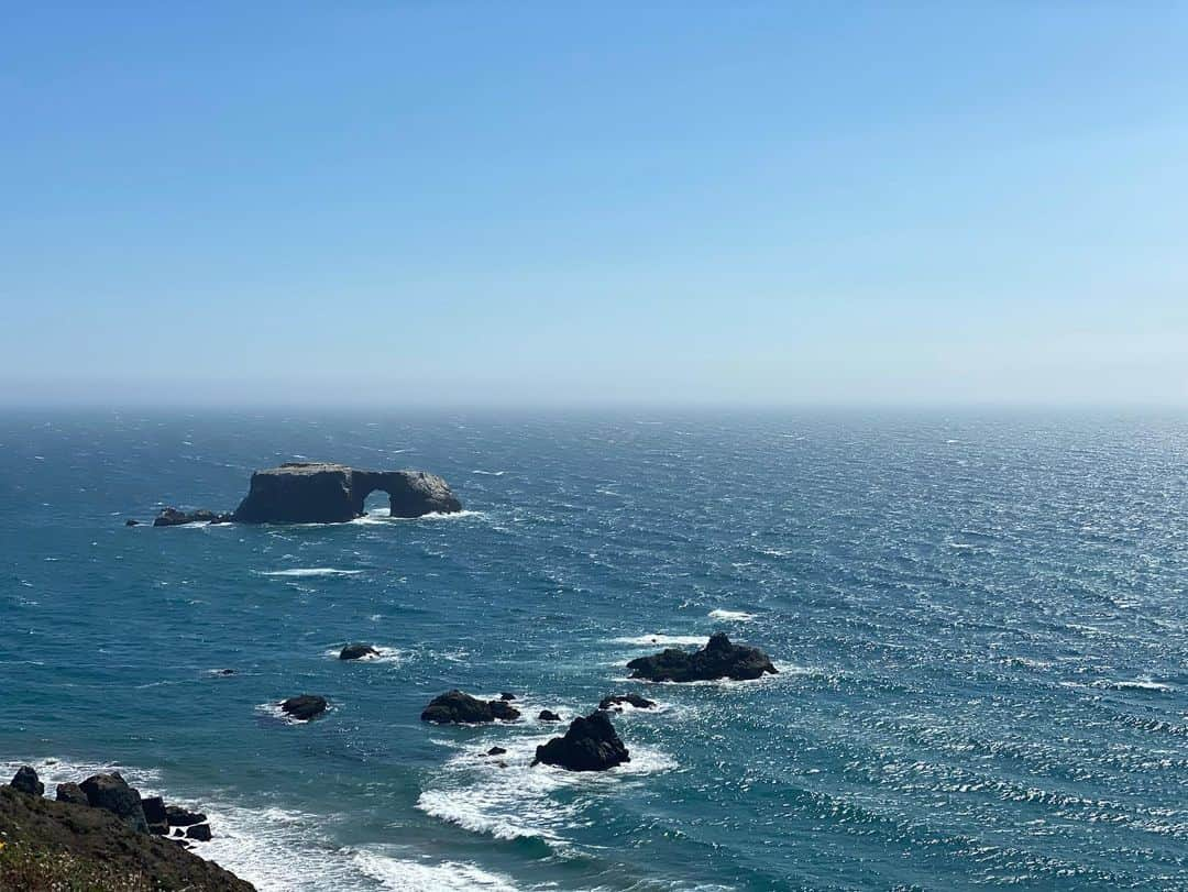 ジョシュ・ギャッドさんのインスタグラム写真 - (ジョシュ・ギャッドInstagram)「Hit the #SonomaCoastline and it was breathtaking. Scroll through.」8月4日 0時09分 - joshgad