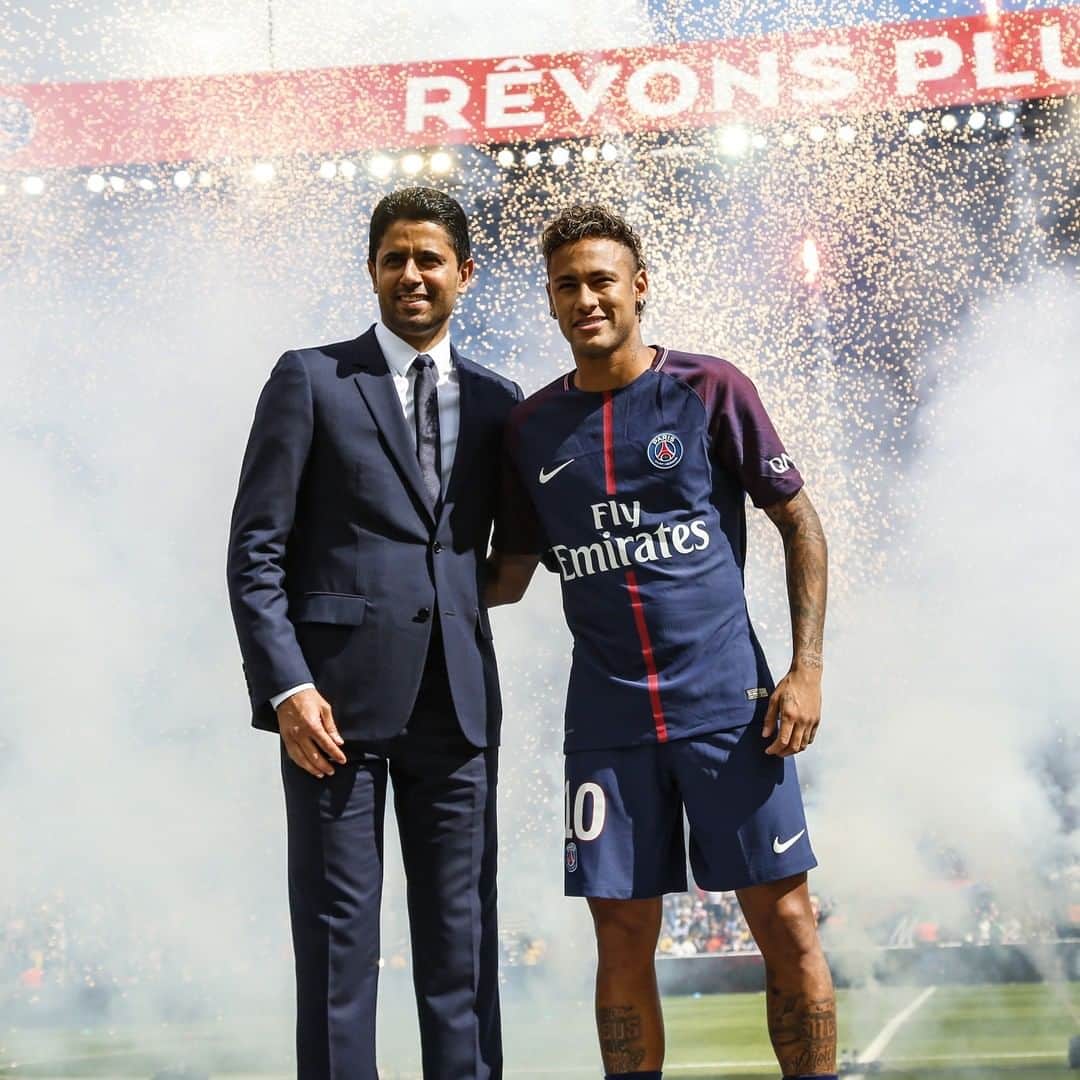 パリ・サンジェルマンFCさんのインスタグラム写真 - (パリ・サンジェルマンFCInstagram)「𝑾𝑯𝑨𝑻 𝑨 𝑴𝑬𝑴𝑶𝑹𝒀  3️⃣ years ago, @neymarjr joined us ❤️💙 . #ParisSaintGermain #PSG #Paris #Football #AllezParis #ICICESTPARIS #NJR #Neymar #NeymarJr #PSGmemories #OTD #OnThisDay」8月4日 0時14分 - psg