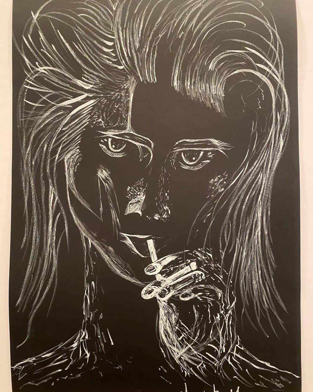 火口秀幸のインスタグラム：「描いたものの　男性か女性か わからなくなった（笑）  #絵画　 #吉本坂46 #RED #HIDEBOH」