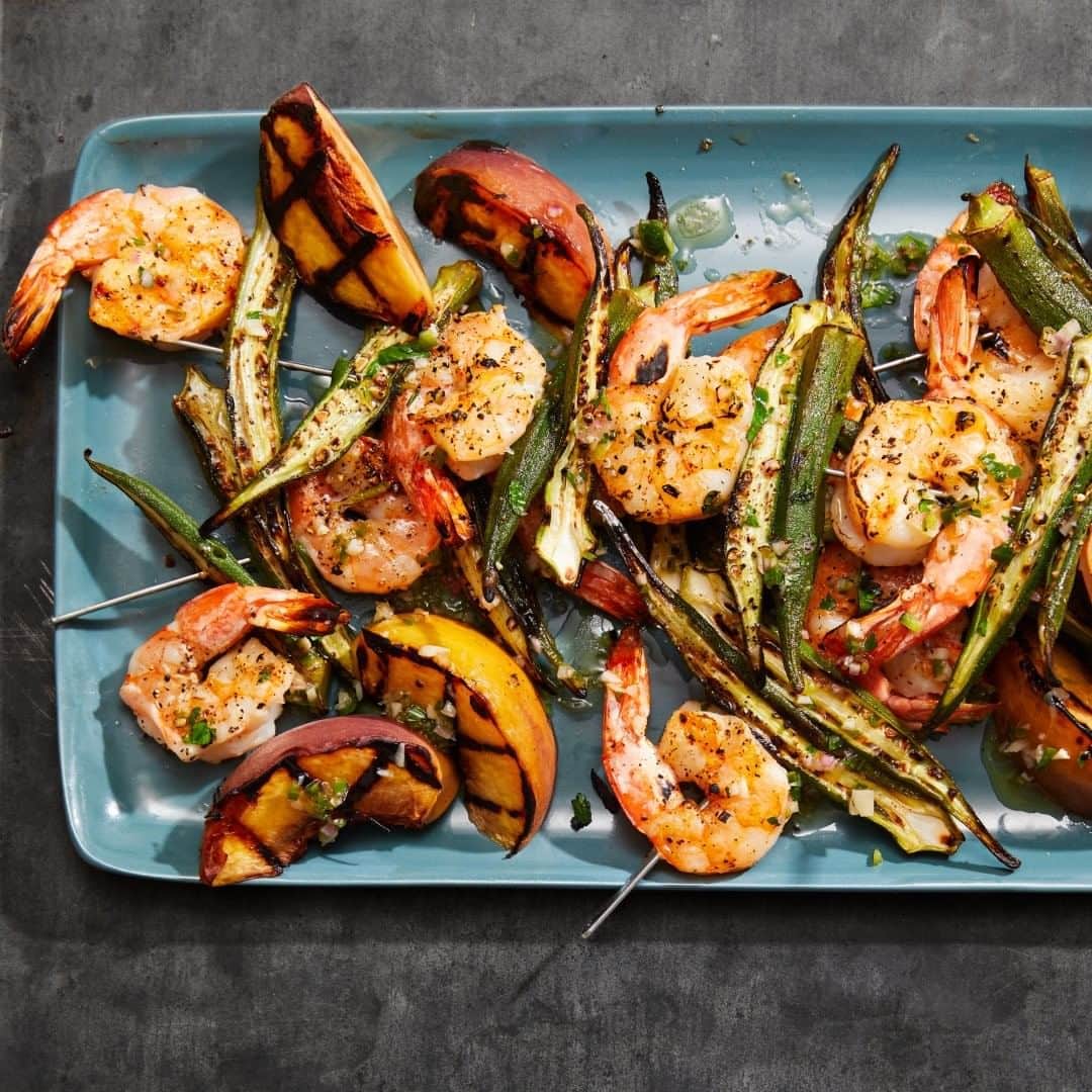 Food & Wineさんのインスタグラム写真 - (Food & WineInstagram)「Splashes of bourbon and maple syrup in the vinaigrette add sweet complexity of flavor in 2008 #FWBNC @chefsuez's shrimp and okra kebabs. Recipe linked in our bio. 📷: @taradonnephoto」8月4日 0時28分 - foodandwine