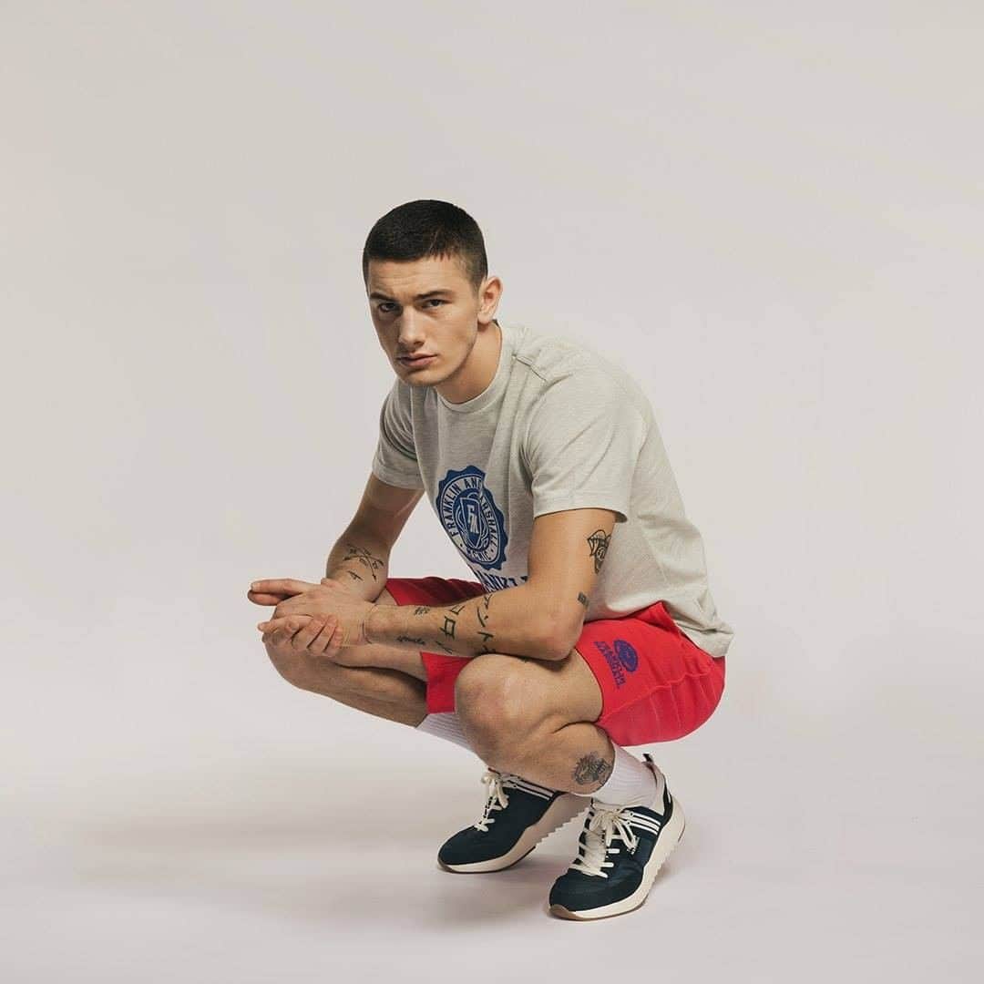 フランクリン&マーシャルのインスタグラム：「FRANKLIN & MARSHALL  SS2020 COLLECTION   Sticked to heritage iconic pieces  #franklinandmarshall #newcollection #ss20 #tshirt #bermuda」