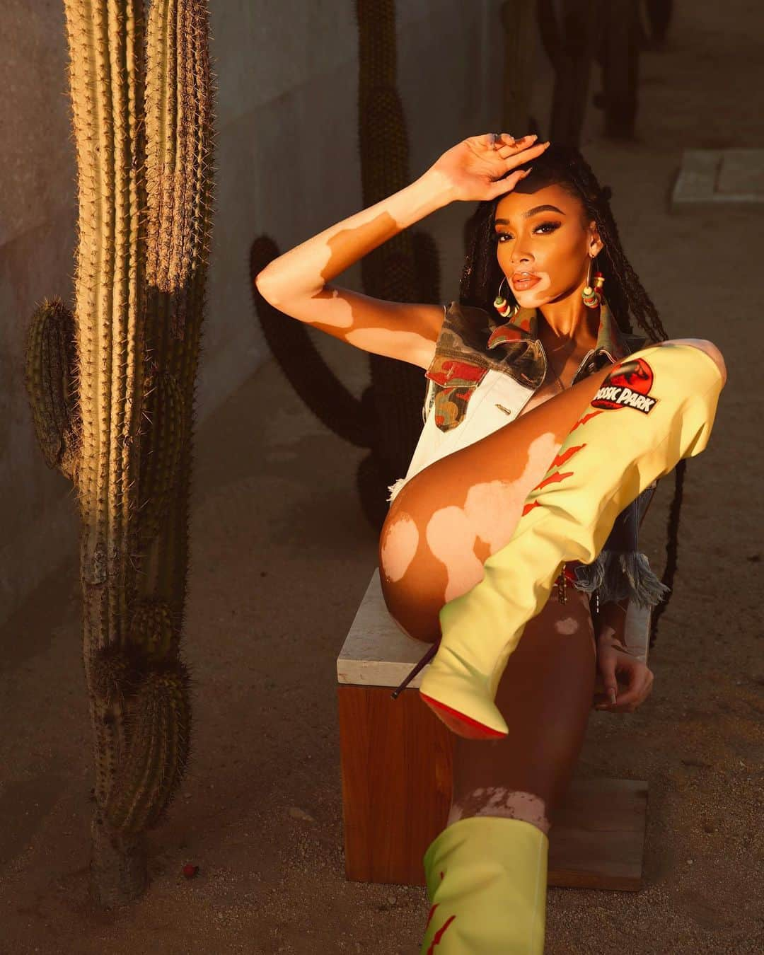 ウィニー・ハーロウさんのインスタグラム写真 - (ウィニー・ハーロウInstagram)「Hot like desert 🌵」8月4日 0時41分 - winnieharlow