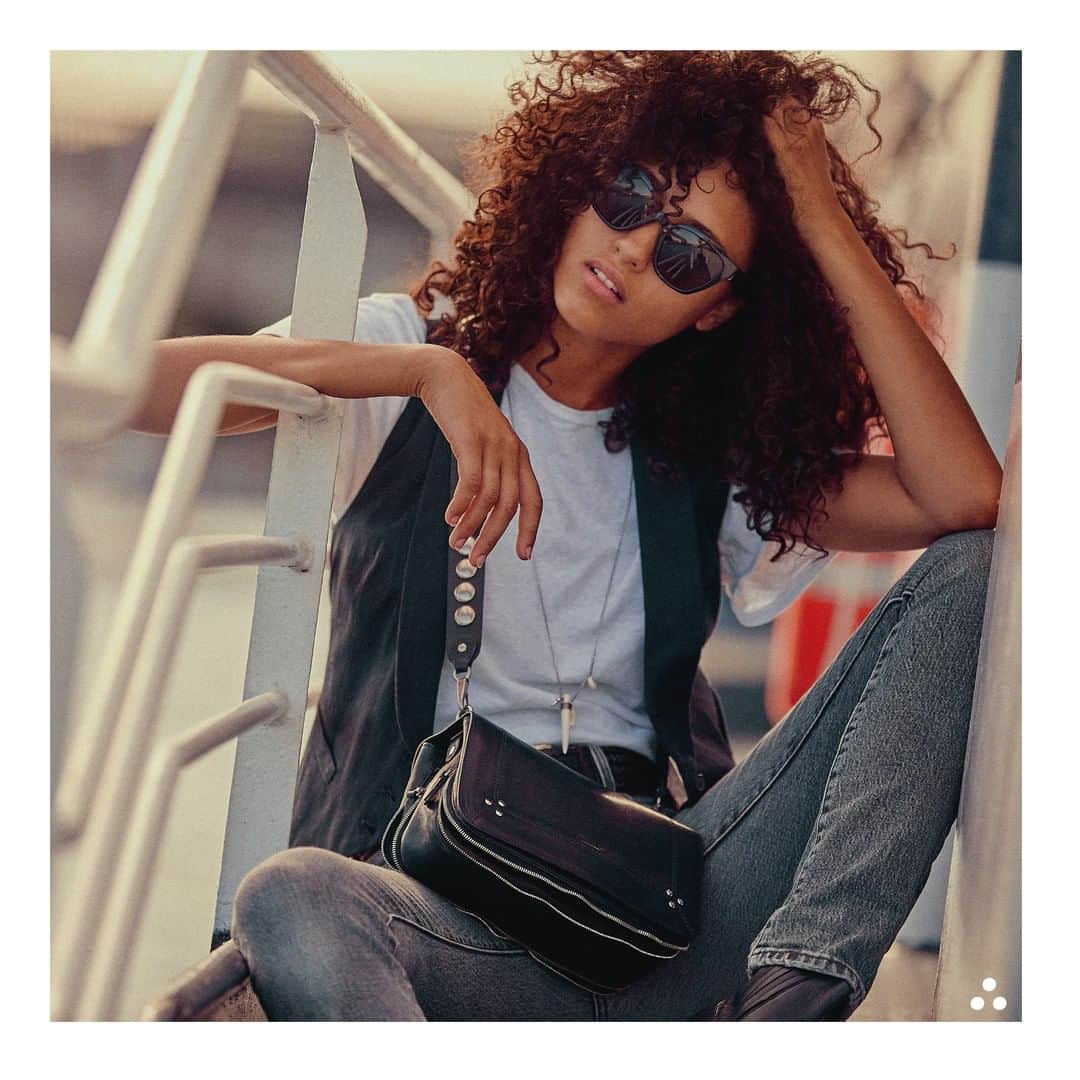 ジェロームドレイフュスのインスタグラム：「Channel festival cool with #Bobi slung over your shoulder #JeromeDreyfussBobi . . Art Direction & Photo @germainchauveau Style @claire_dhelens Model @melodievaxelaire #jeromedreyfuss #bobi #jeromedreyfussbobi #rootsdeluxe #aw20」