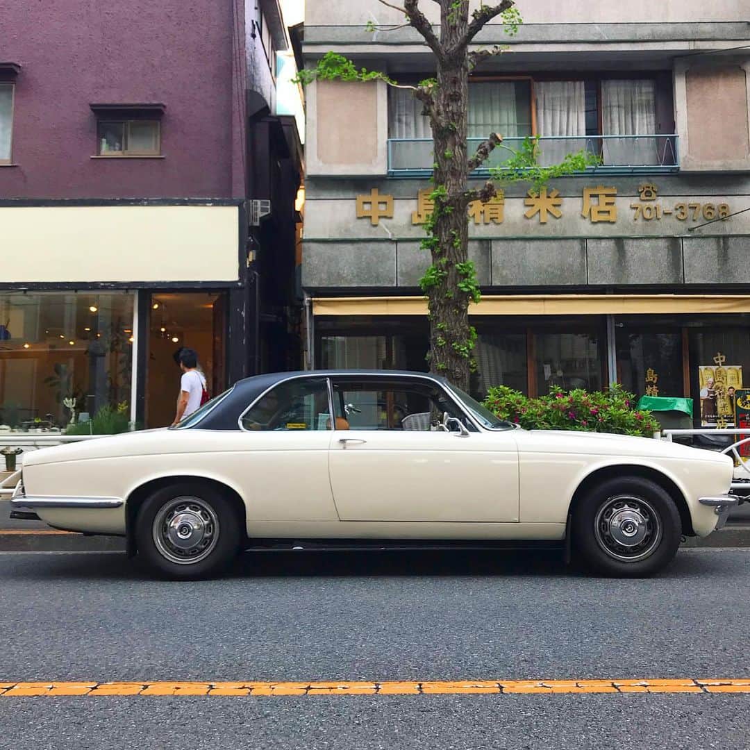 山本宇一さんのインスタグラム写真 - (山本宇一Instagram)「pretty car sovereign」8月4日 1時26分 - uichiyamamoto