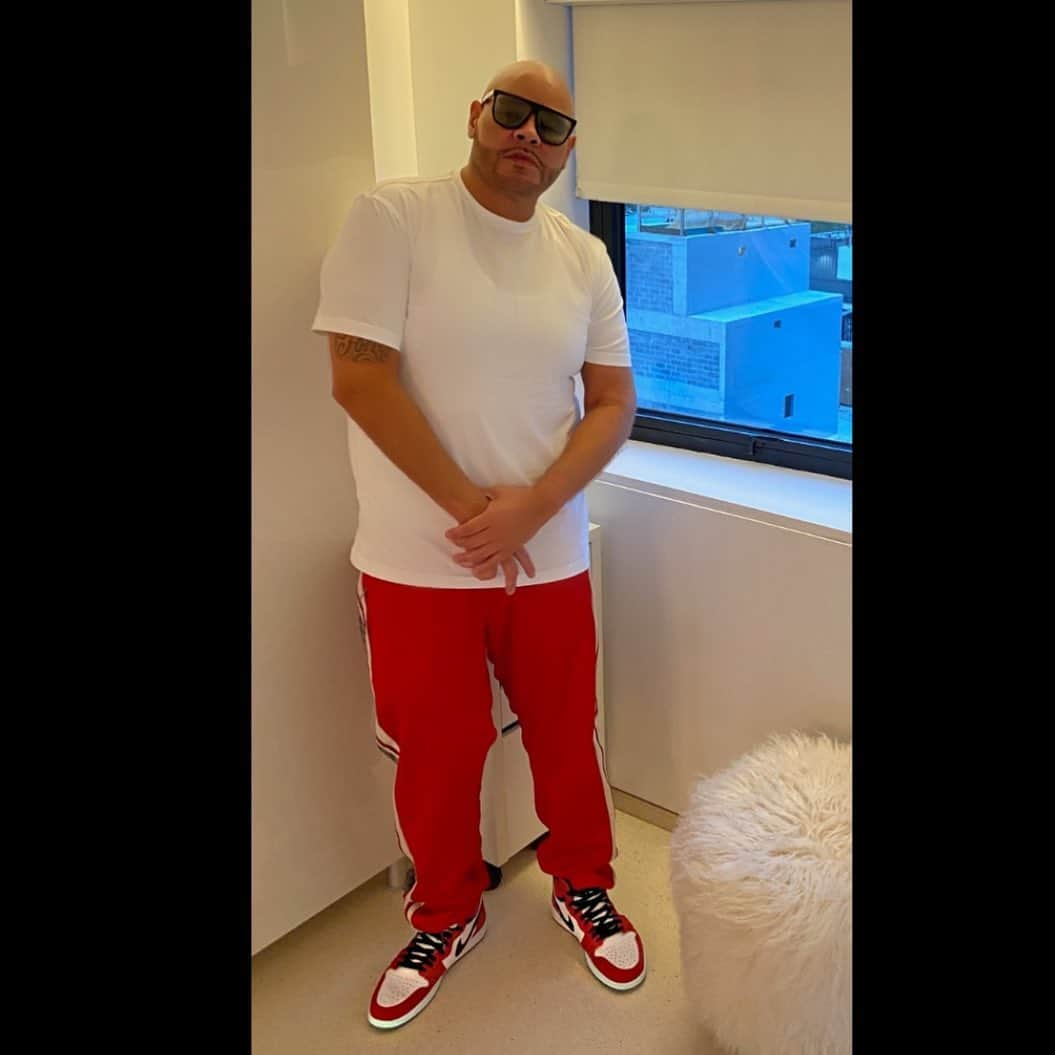 ファット・ジョーさんのインスタグラム写真 - (ファット・ジョーInstagram)「It’s hard being the Biggest in the game. #TheBIGshow」8月4日 12時44分 - fatjoe