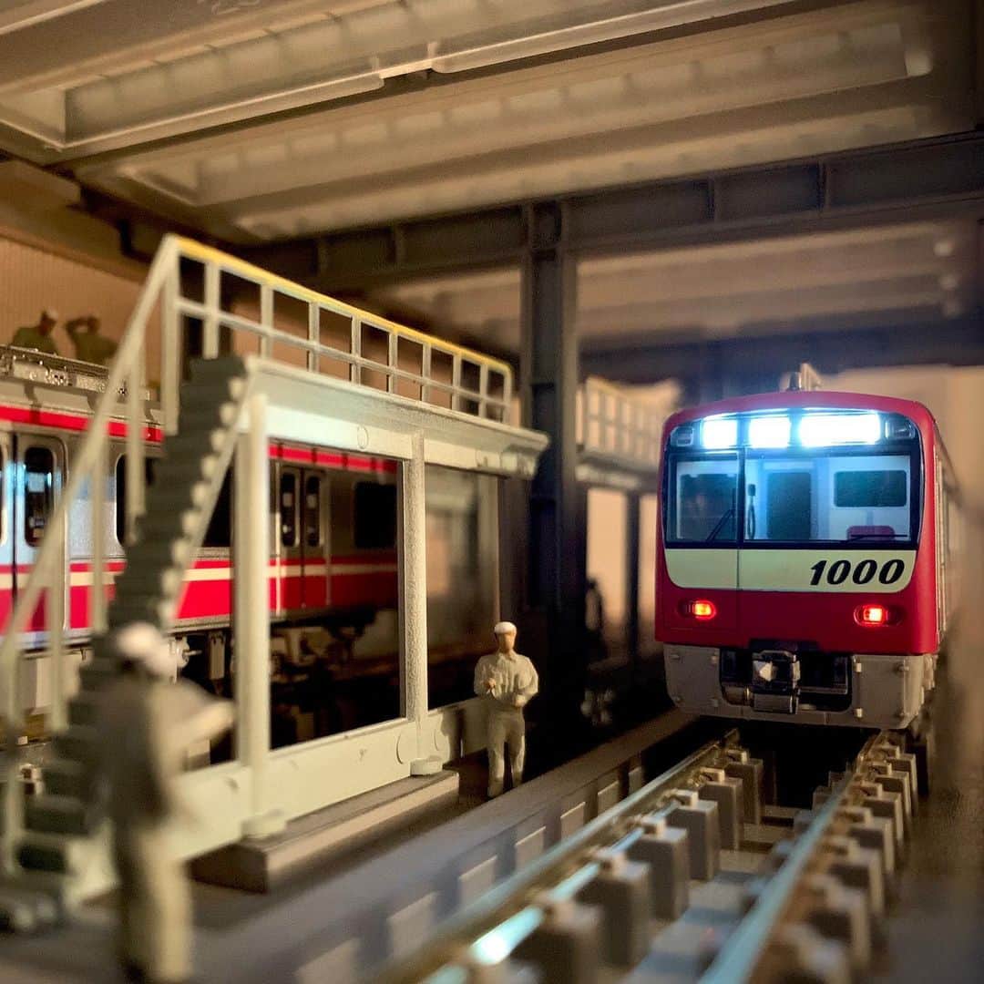 椿隆之さんのインスタグラム写真 - (椿隆之Instagram)「これが　#ジオラマの世界  か！　  作、写: 弟  #ジオラマ  #ジオラマ模型  #模型鉄  #電車  #train」8月4日 11時40分 - kibatsu3