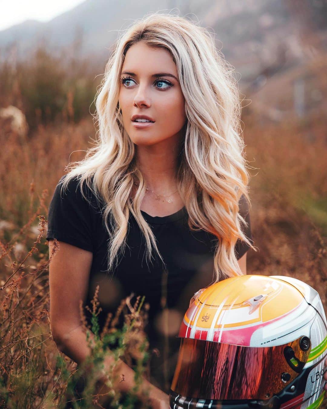 Lindsay Brewerのインスタグラム：「What, you guys don’t bring your helmet to a random field and take photos? // @sonfilms」