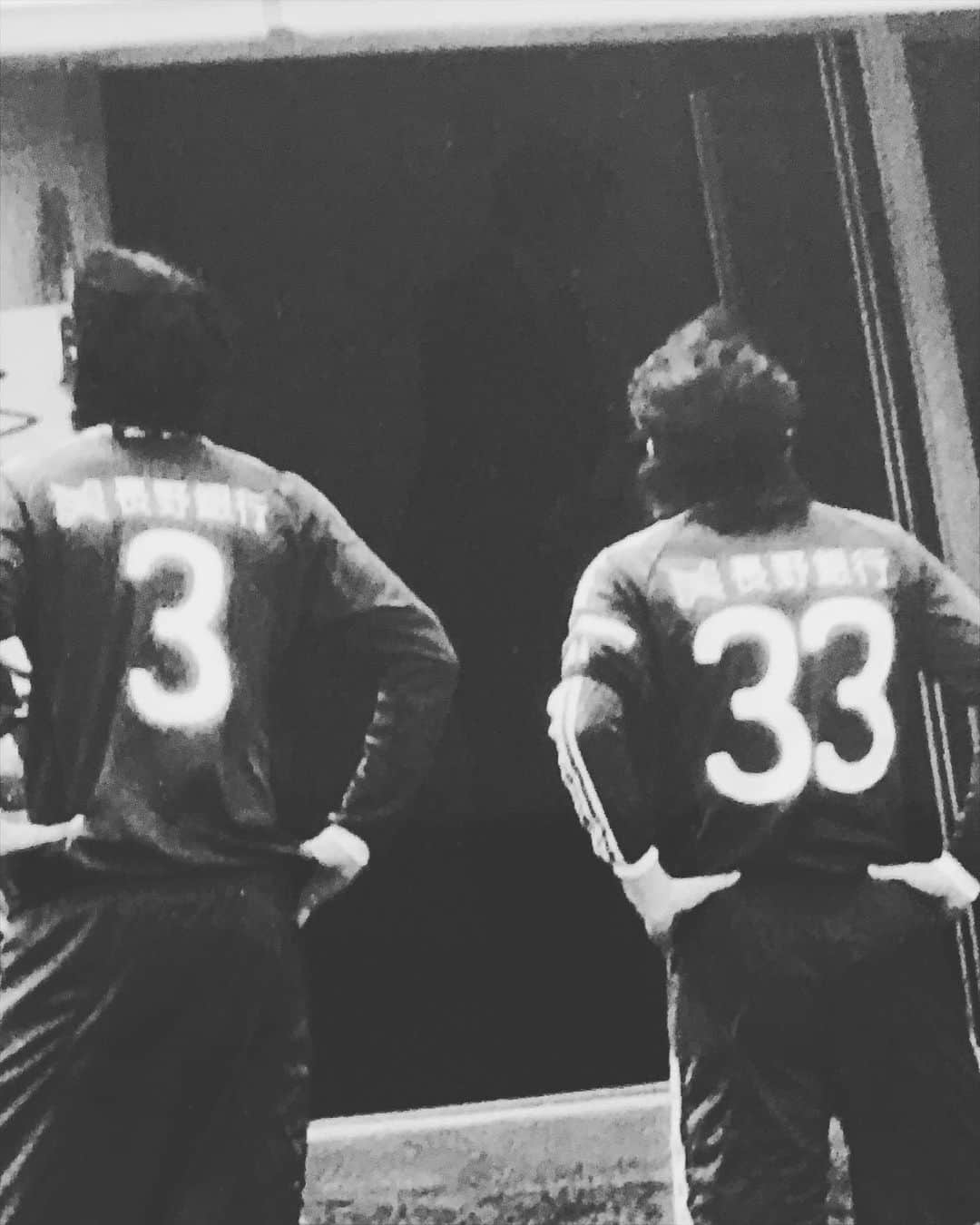 木島良輔のインスタグラム：「感謝しています。 22年間続けられた続けてこれたのはマツくんのおかげです！知り合ってから23年これからもよろしくお願いします。  チャンネルはコチラ≫＠kijimaryosuke33  # 松田直樹 # 命日 # AED講習 # 命つなぐアクション」