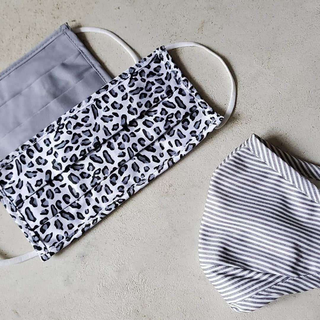 アクセサライズのインスタグラム：「Our face coverings are back in stock! Keep safe & stylish as you venture out of the house.  Head to the link in our bio to shop #Accessorize」