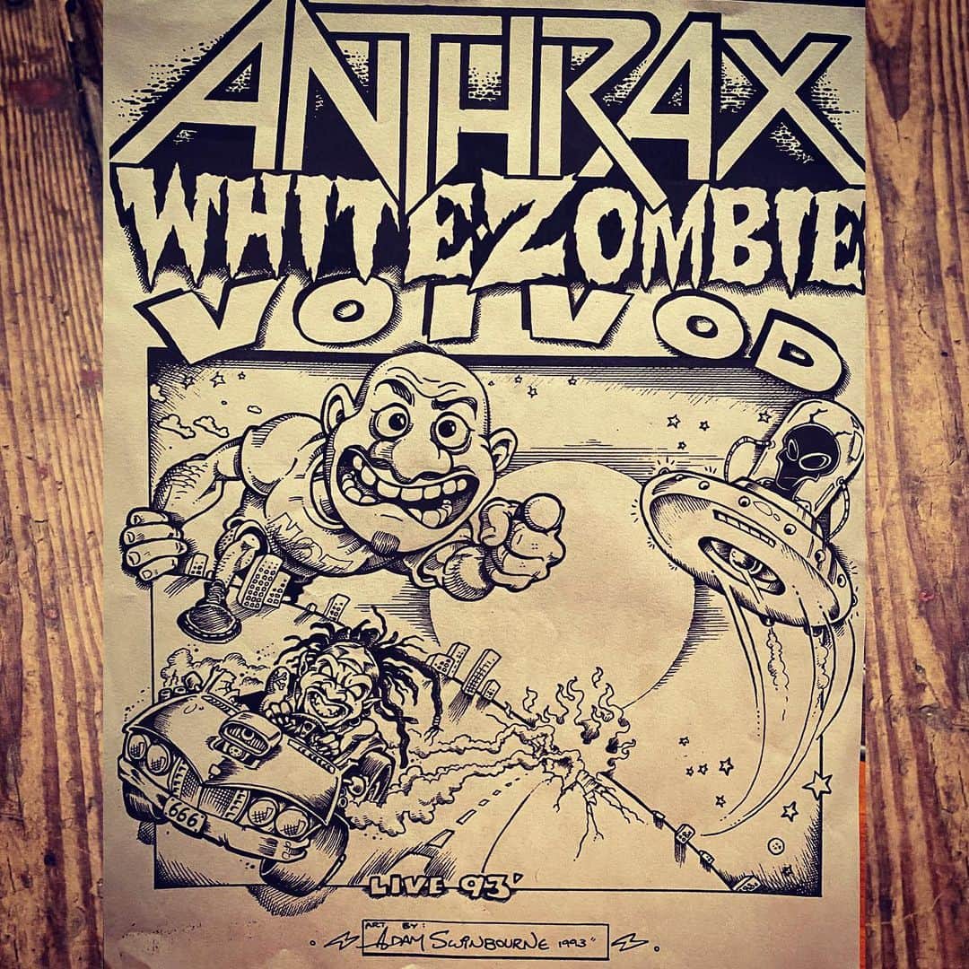 ロブ・ゾンビのインスタグラム：「Flyer flashback! This was 27 years ago! Damn! @scottianthrax can you fucking believe it? 💀#robzombie #whitezombie #anthrax #scottian #alongtimeagoinagalaxyfarfaraway」