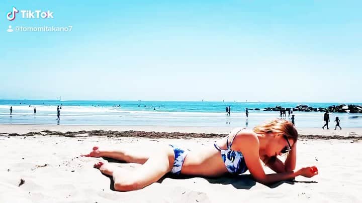 高野人母美のインスタグラム：「#bikinigirl #bikini  #bikelife  #summernails  #summerfashion  #summertime  #beach #bitch #freestyle  #freedom  #bookstagram  #bbq #gym #fitness #fashion #fashiongram  #tequila #tequilashots #hangover  酔っ払い🥴 夏は仕方ない🥺 テキーラらいふ」